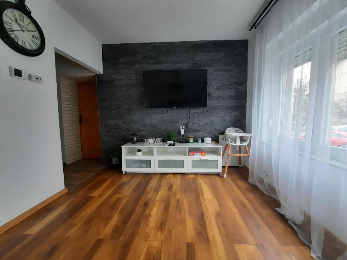 Apartman Twins Self Check In & Self Check Out Otočac Exterior foto