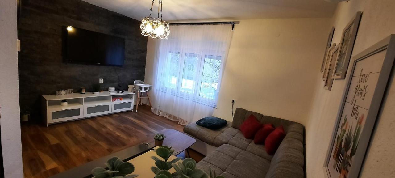 Apartman Twins Self Check In & Self Check Out Otočac Exterior foto