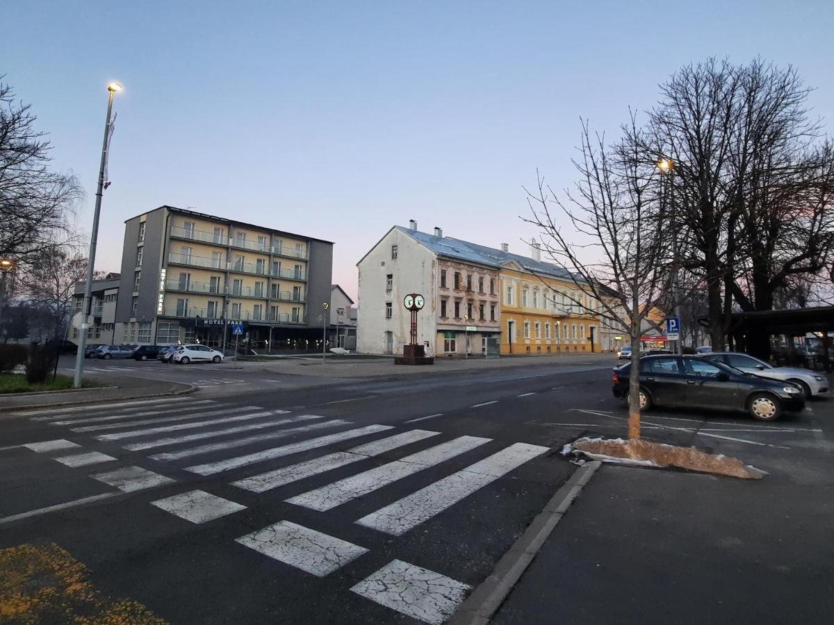 Apartman Twins Self Check In & Self Check Out Otočac Exterior foto