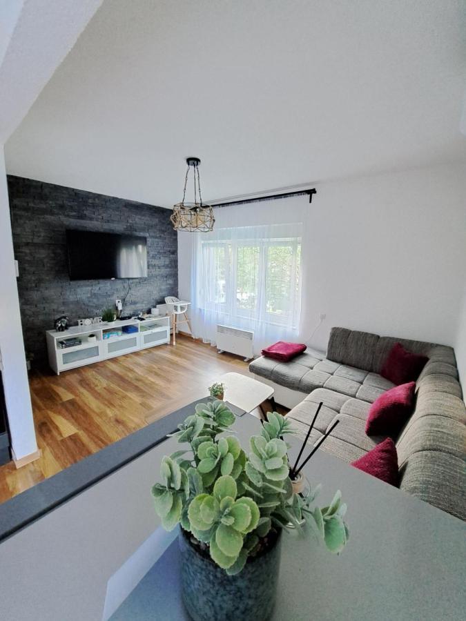 Apartman Twins Self Check In & Self Check Out Otočac Exterior foto
